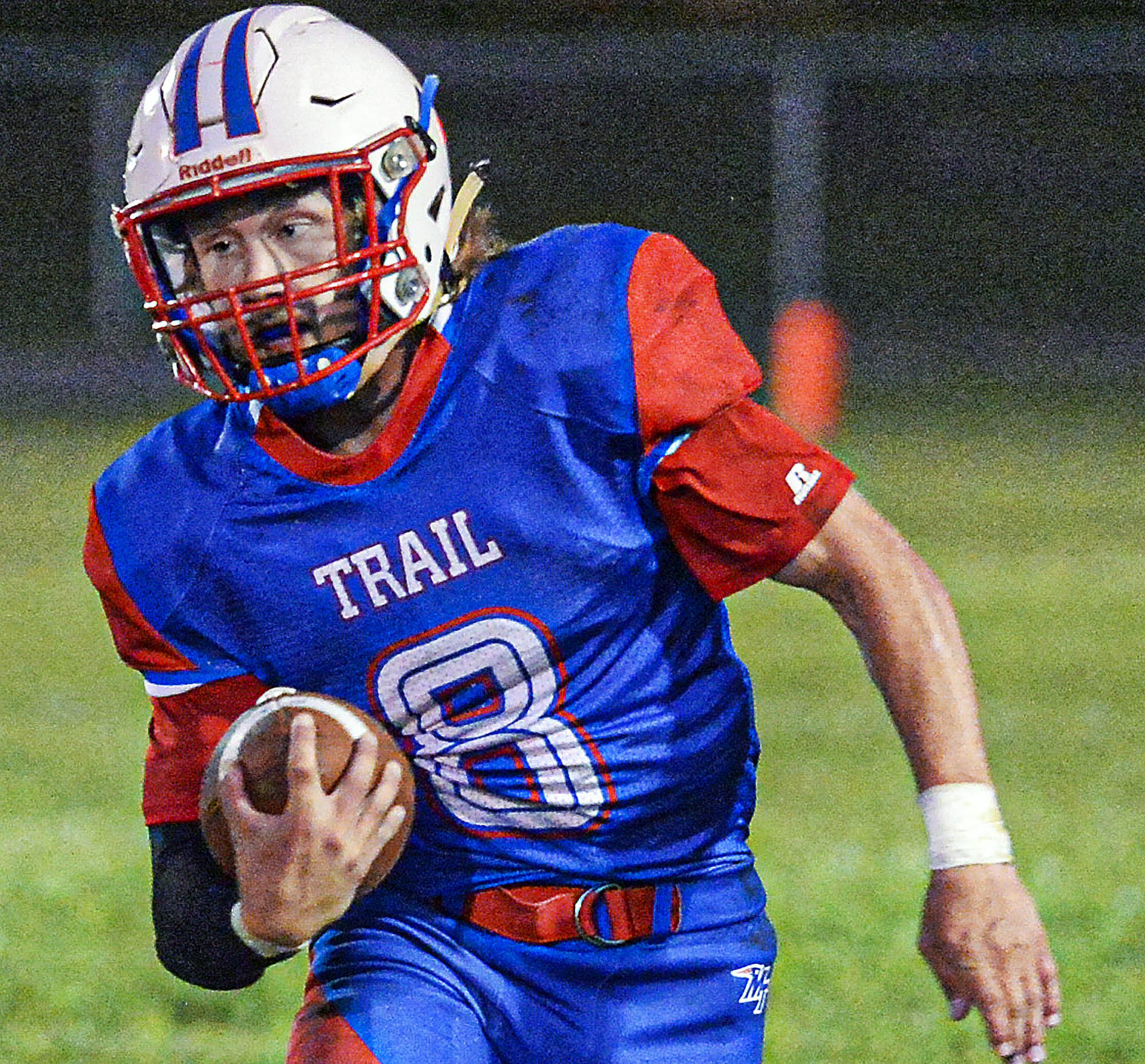 Midland Trail’s Robert Ruffner picks up yards during Friday action in Hico. (F. Brian Ferguson/Lootpress).
